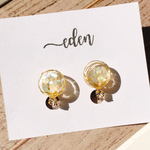 【dear】ワイヤーとシェルの一粒ビジューイヤリング、ピアス