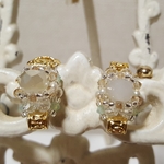 スワロフスキー・クリソライトオパール・flower×メタル・イヤリング