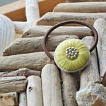 刺繍ヘアゴム黄色