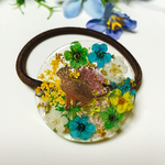 お花に囲まれた ネコちゃんヘアゴム    800円→680円値下げしました