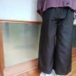 着物リメイク　七宝つなぎ模様の楽ちんワイドパンツ