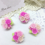 ランダム ①個 販売 ブローチなど 手作り材料・薔薇 ＊粘土・樹脂・ブーケ・ミニサイズ・アクセサリー・パーツ・ウェルカムボードに・材料・花・マグネット クレイフラワー 3