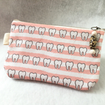 歯のポーチ  big teeth pouch