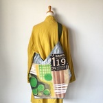 変形ビッグショルダーバッグ(シルバー×グリーン×ベージュ)