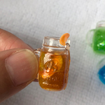 ミニチュアドリンクジャー（Ｓ）オレンジティーのリングorブローチ