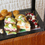 "Hedgehog Bakery"★パンバイキング★桃と紅茶のベーグルサンド★