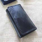 【SALE】迷彩押し牛革４連キーケース（ブラック）