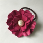 花びら ヘアゴム ヒラヒラカメリア 本革 レザー ブルー