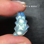 貴重品 神々しい御守り 高品質手彫り ロイヤルブルーラブラドライト 開光 九尾の狐 ペンダントトップ ブルーシラー お守り 一期一会 ラメあり