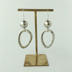 シルバーボールピアス
