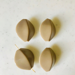 Vintage Beige Oval Petal Beads 《5687》
