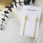 チューリップのチェーンタッセルピアス／イヤリング   (92