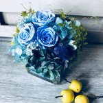 ☸ガラスの花器再入荷！キレイな水色の紫陽花と青いバラのガラスアレンジ　Ｆlorent（フローラン）　敬老の日　プリザーブドフラワー母の日　退職祝い　送別祝い　結婚祝い　還暦祝い 母の日　