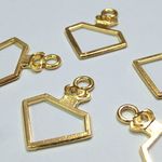 ◆送料込み！◆ダイヤモンド型のレジン枠G　