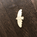 真鍮の鳥ブローチ 彫金