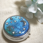 宇宙の小物ケース(ピルケース)No.4