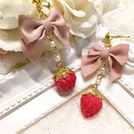 再販 真っ赤なイチゴとリボンのピアス