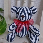 赤いリボンのくまちゃん