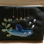 刺繍ポーチ 『クジラの海』