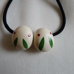 雪うさぎ2匹のヘアゴム（穴タイプ）