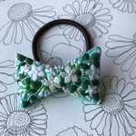     手刺繍  のふんわりリボンヘアゴム