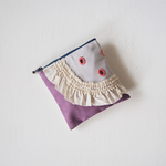 窓刺繍とレースのポーチ【5】