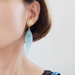 【chimie vintage collection-30 】【2点のみ】フランスヴィンテージボタンとヴィンテージパーツのイヤリング・ピアス