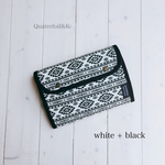 マチ付 母子手帳ケース1～2人用 オルテガ柄Black×White