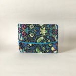 【リバティ】いちごどろぼうのポケットティッシュケース
