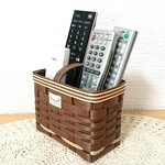 リモコンラック（茶×ストライプ×タグ）