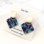 シェルカボション×ダークブルー ピアス/イヤリング