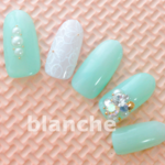 blanche★限定数オリジナルカラー★立体ビジューネイル