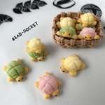 ミニチュア・3色カメロンパンと親子カメロンパンセット（カゴ付き）