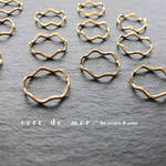 【8個 18mm】ウェーブ ライン リング チャーム 軽量