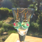 ガラスドームかすみ草ハーバリウム 緑×白ピンク＊ニッケルフリー・樹脂ピアス・イヤリング対応可能＊