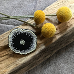  再々販ミナペルホネン＊お花刺繍ブローチ＊黒レース花