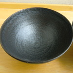 お茶碗（大きめ）黒マット釉
