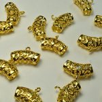 アクセサリーパーツ チャーム 金 透かし模様 筒 大 21mm 10個 ビーズクラブ [4582434327664]