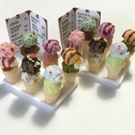 hand made ミニチュア ドールハウス  ダブルコーンアイスクリーム