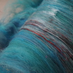 wool batt ウールバッツ　青系　43g　手紡ぎ、フェルトクラフトなどに