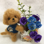 羊毛フェルト 青い花とぷ〜ちゃん