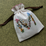 刺繍巾着ポーチ【M】