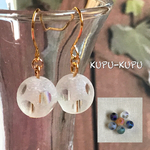 ガラスの水玉ピアス※ゴールド※