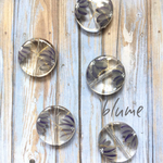 再販7【ビーズ】grayish large flower beads.