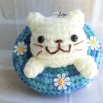 うきわ猫ストラップ【白猫・ブルーマーブル】