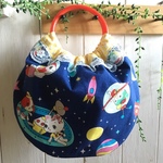 ♡ハニーチューン♡　宇宙柄×アクリル持ち手のバルーンバッグ　①