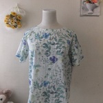 ≪ｓ様からのオーダーのお品≫リバティ≪イルマ≫ギャザースリーブブラウス（半袖）Ｍサイズ