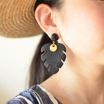 Monstera 【レザーピアス】 “black ”