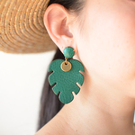 Monstera 【レザーピアス】  “green ”