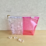 ドットとピンクのビニールポーチ【イチゴ】